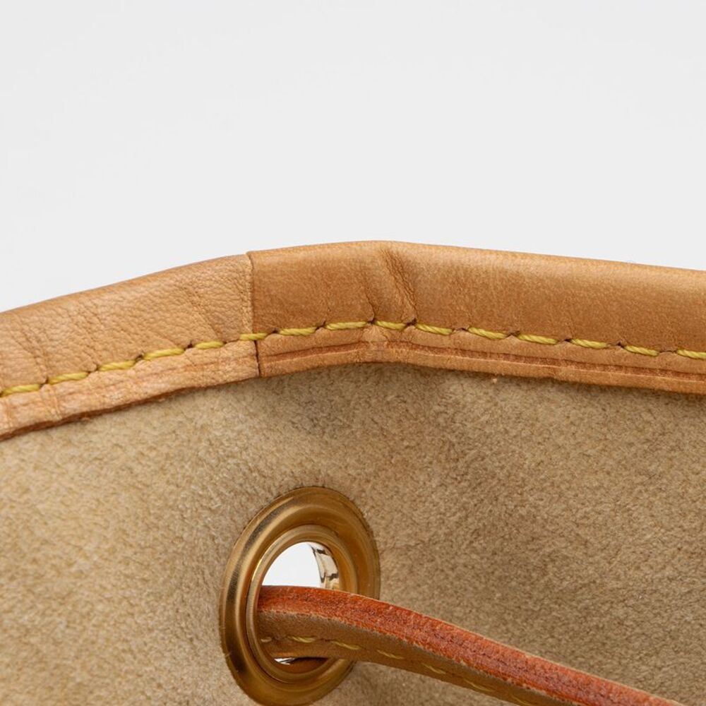 Louis Vuitton Monogram Canvas Neo Bucket Tote - Picture 12 of 15